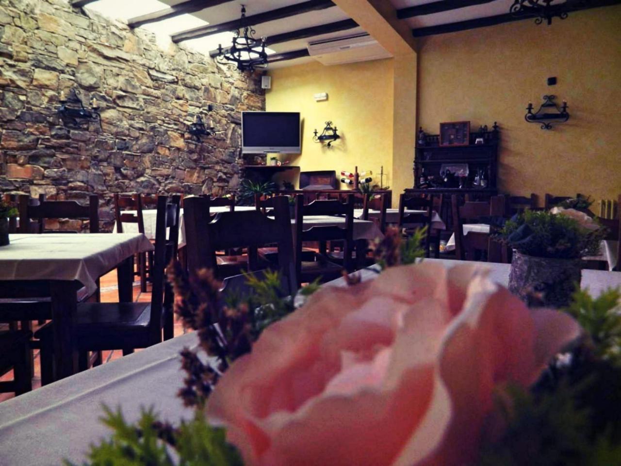 Posada De Gaspar Rabanal del Camino Zewnętrze zdjęcie